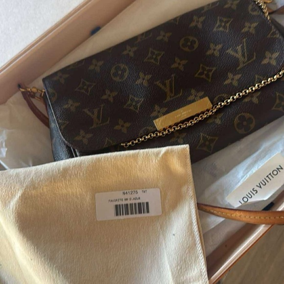 Louis Vuitton Dark Brown Monogram Wristlet - Picture 1 of 4